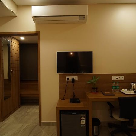 Hotel Shree Kanha Residency Allāhābād Junction Kültér fotó