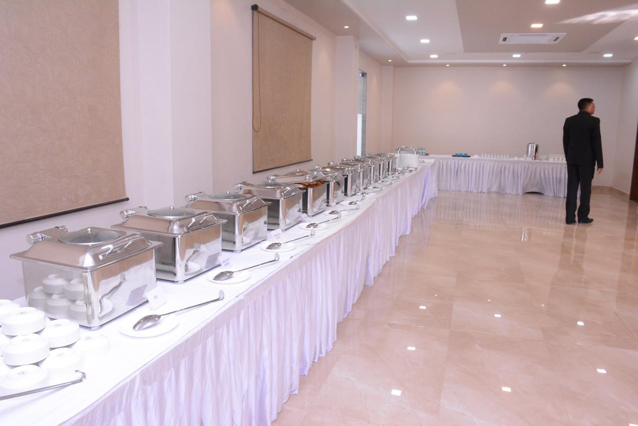 Hotel Shree Kanha Residency Allāhābād Junction Kültér fotó