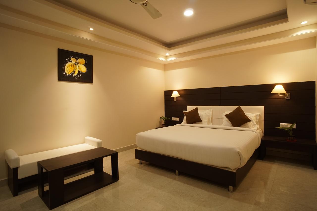Hotel Shree Kanha Residency Allāhābād Junction Kültér fotó
