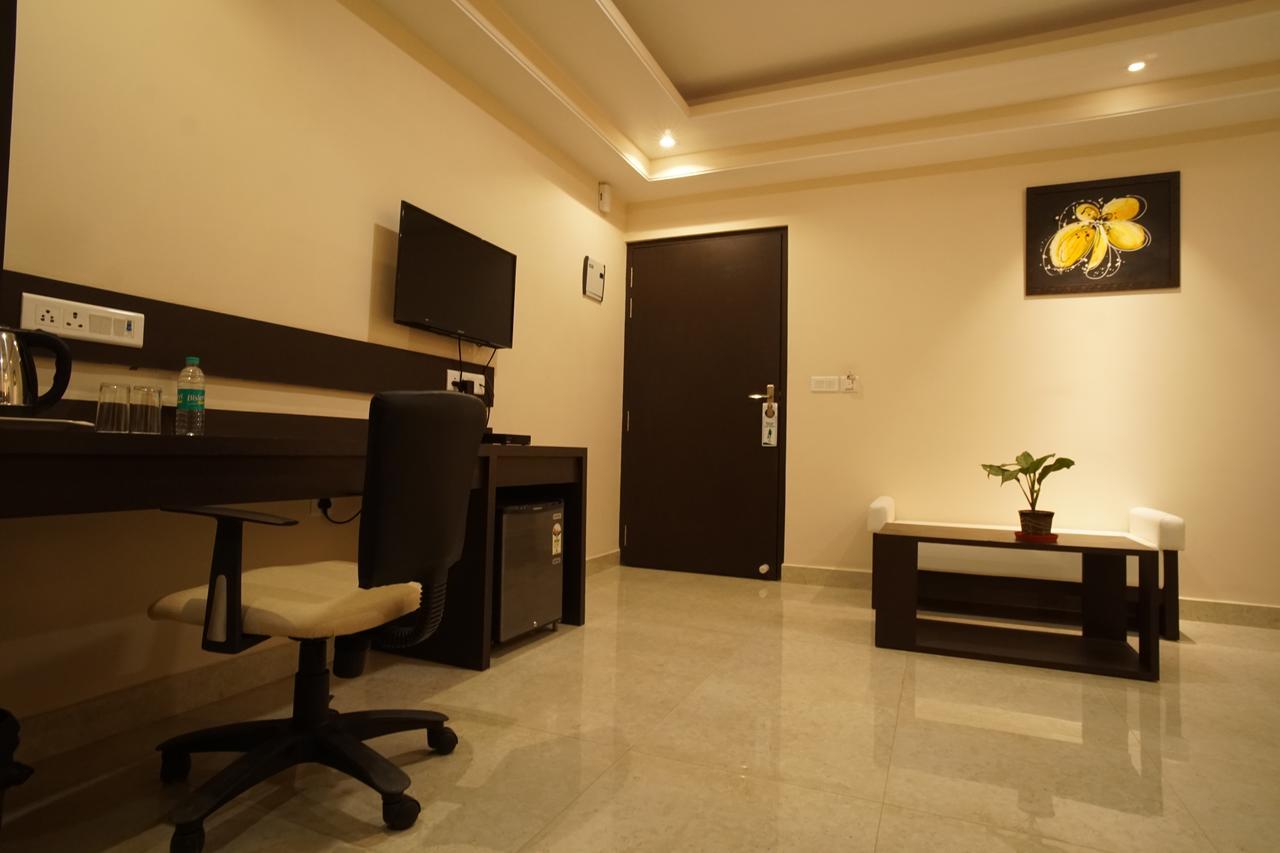 Hotel Shree Kanha Residency Allāhābād Junction Kültér fotó